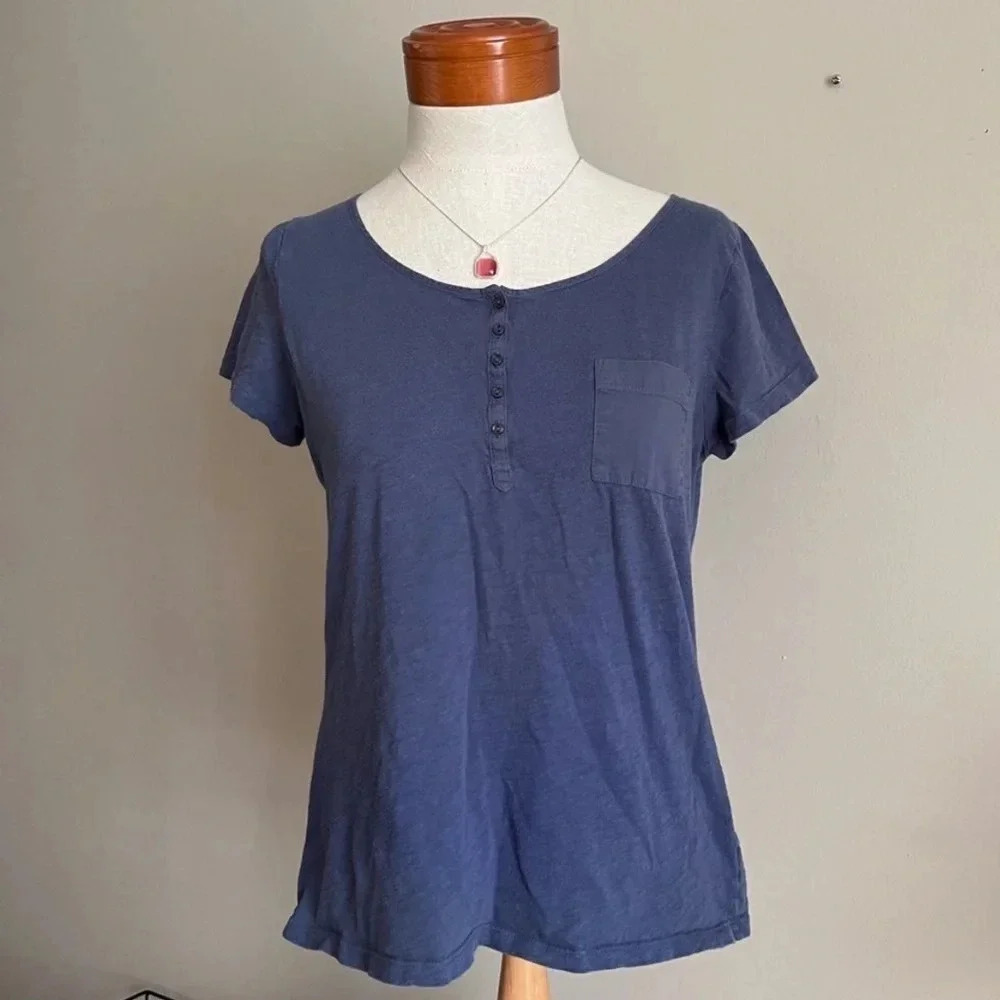 Eddie Bauer Women's Top Bundle Size Medium - Picture 9 of 11